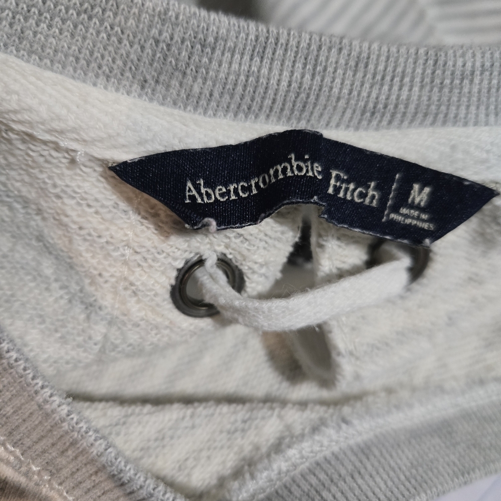 Abercrombie & Fitch Gray And White Striped Lace-Up Sweatshirt Size Medium - Picture 8 of 8